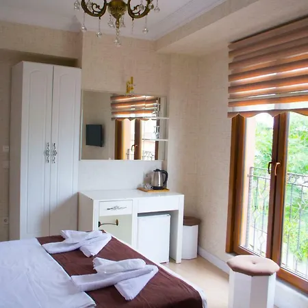 Mini Nova Old Otel 5*